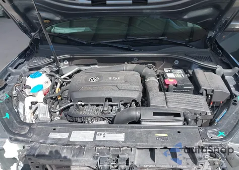 2017 Volkswagen Passat 1.8T R-Line from USA, damaged, VIN 1VWDT7A38HC033541